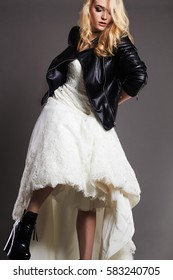 https://image.shutterstock.com/image-photo/beautiful-bride-woman-wedding-dress-260nw-583240705.jpg