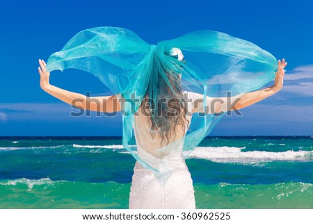 Summer Turquoise and White Wedding Dresses