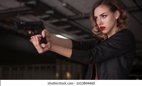 six guns hot girl