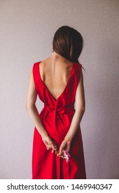a girl open his dress
