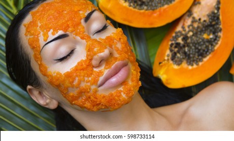 Step by step guide to do papaya facial at home for spotless, glowing skin