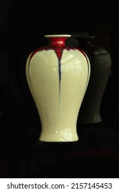 A Beautiful Chinese Vase With Black Background