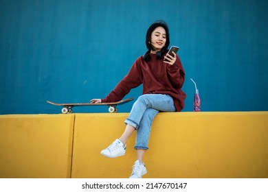 Beautiful Chinese Woman Skateboard Portrait Urban Stock Photo ...
