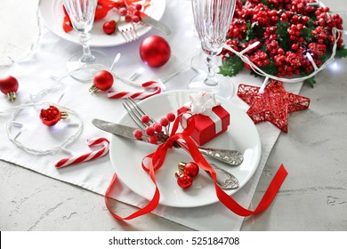 Beautiful Christmas Table Setting With Decorations