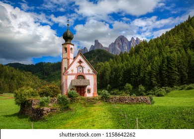 Beautiful Church of St John of Nepomuk (Chiesetta di San Giovanni) in Ranui, Val di Funes, Dolomites, Italy