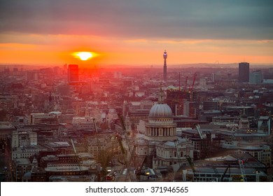 Beautiful City Of London Panorama During Sunset / Sunrise. River Thames And Bridges On The Other Side. View From The Sky Garden Skyscraper. 