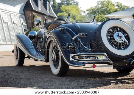 

beautiful classic as a cabriolet in top condition, classic car,oldcar,cabriolet,vintage,luxury,automobile,classic,vehicle,cabriolet,motor,sport,chrome,drive,design,shine