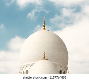 Beautiful close-up symmetry of Sheikh Zayed Grand Mosque in Abu Dhabi, United Arab Emirates