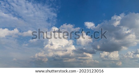 Beautiful clouds and bluesky in natural light, backgrounds