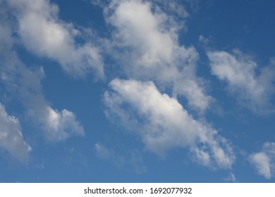 beautiful clouds in a cloudy sky, nature photo
