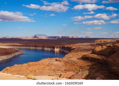 The beautiful colors of Autumn in the Lake Powell area of Northern Arizona.