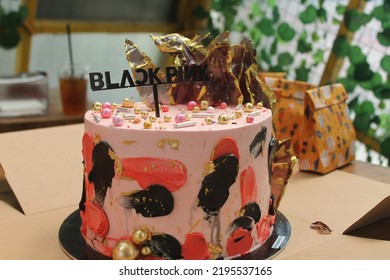 Beautiful Colour Blackpink Cake Theme