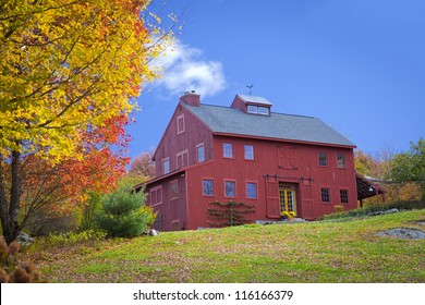 1,468 New england farm house Images, Stock Photos & Vectors | Shutterstock