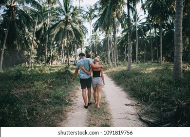 Beautiful Couple On Sunset Tropical Engagement Photoshoot