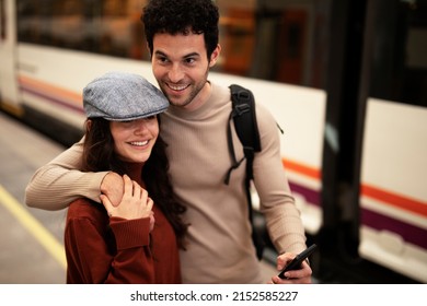 720 Couple hugging at train station Images, Stock Photos & Vectors ...