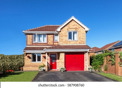 Beautiful detached house with red door