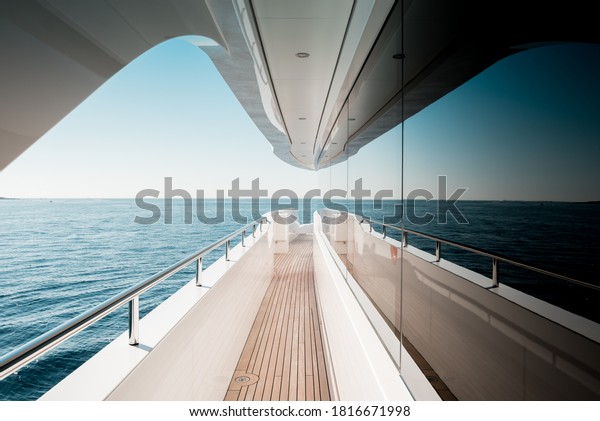 11,576 Yacht Windows Images, Stock Photos & Vectors | Shutterstock