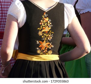 Beautiful Dirndl With Embroidery On The Back