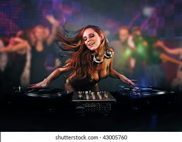  Beautiful DJ Girl On Decks On The Party,