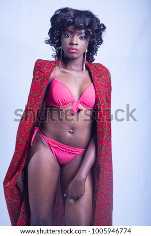 Ebony lingerie pic