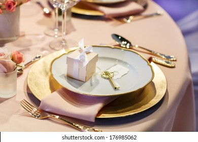 Beautiful Elegant Table Set  For Wedding Or Event Party