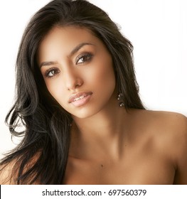 https://image.shutterstock.com/image-photo/beautiful-exotic-young-woman-260nw-697560379.jpg