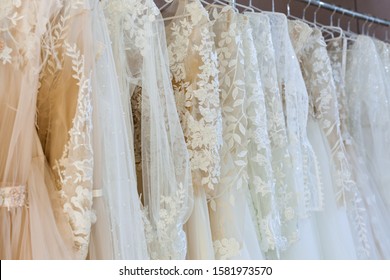 18,575 Expensive Wedding Dress Images, Stock Photos & Vectors ...