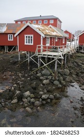 1,246 Norwegian Fisherman Cabins Images, Stock Photos & Vectors ...