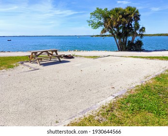 Beautiful Florida RV Waterfront Camp Site Empty And Inviting