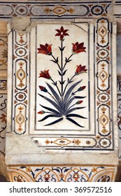 Beautiful Flowers Gemstone Inlay On White Marble At Agra Fort India