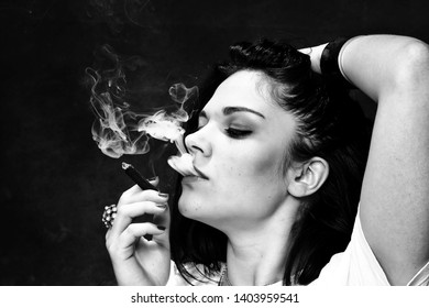 Beautiful Girl Chilling Smoking Cigarillo Stock Photo 1403959433 ...