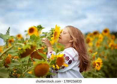 2,081 Sunflowers calendar Images, Stock Photos & Vectors | Shutterstock