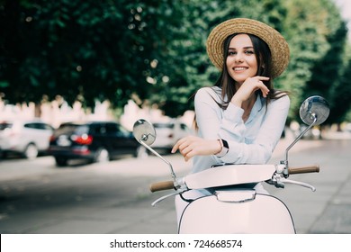 girl in scooty