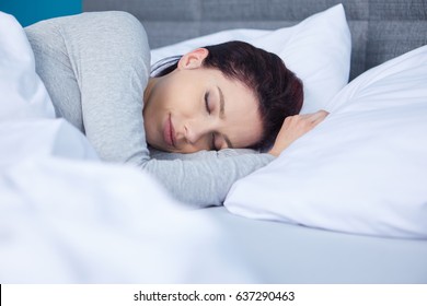 Sommeil Images Stock Photos Vectors Shutterstock