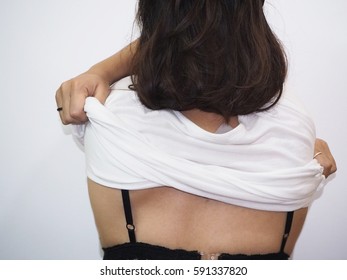 Take off shirt girl: стоковые фотографии, изображения и фотография Shutters...