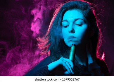 287 Woman with vape pen Images, Stock Photos & Vectors | Shutterstock