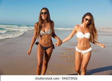 Beatiful Spanish Girls In Bikini