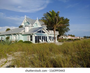 Beautiful Green Beach House Anna Maria Island