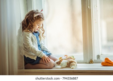 4,034 Child Sits On Window Sill Images, Stock Photos & Vectors ...