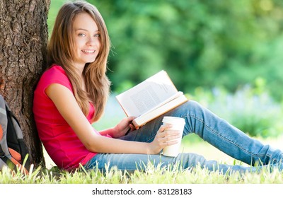 4,508 Girl Reading Under Tree Images, Stock Photos & Vectors | Shutterstock