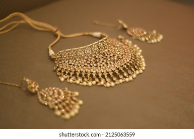 Beautiful, Heavy Gold Bridal Jewellery 