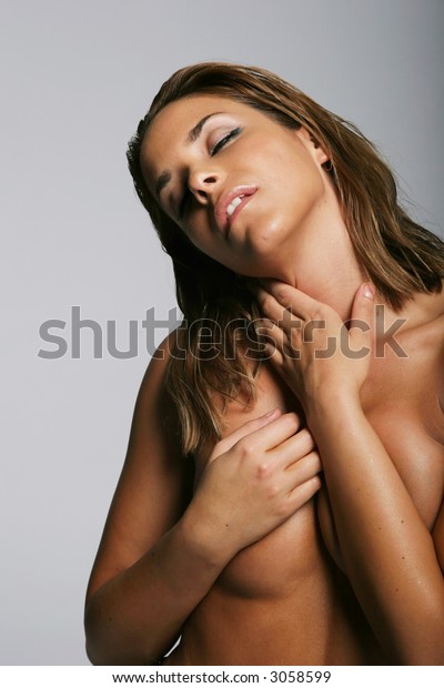 Nude Hispanic Women Pics