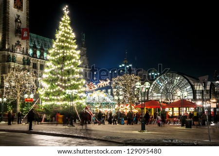 Beautiful illuminations in Hamburg at Christmas week. Weihnachtsmarkt