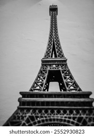 A beautiful image of Eiffel tower model 