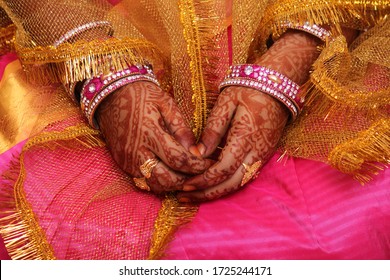 Beautiful Indian Muslim Bride's Mehndi Hands At Marriage (Nikkah) Celebration