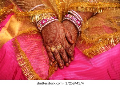 Beautiful Indian Muslim Bride's Mehndi Hands At Marriage (Nikkah) Celebration