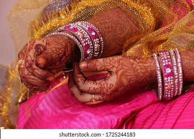 Beautiful Indian Muslim Bride's Mehndi Hands At Marriage (Nikkah) Celebration