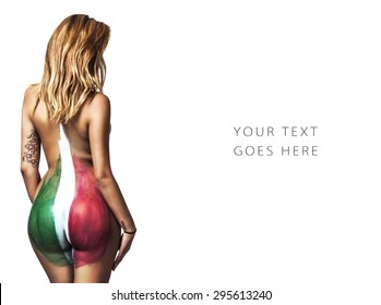 Beautiful italian girl with Italy colors painted butt card
