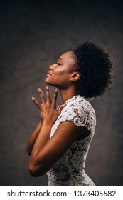 Beautiful Jamaican Girl Posing In The Studio