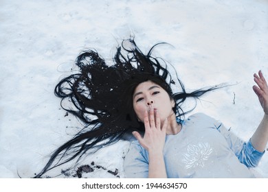 日本 女性 静か 指 の画像 写真素材 ベクター画像 Shutterstock